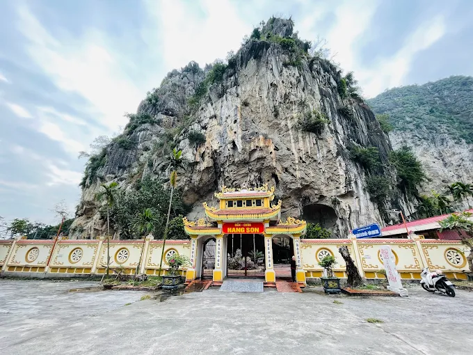 Chùa Hang Son