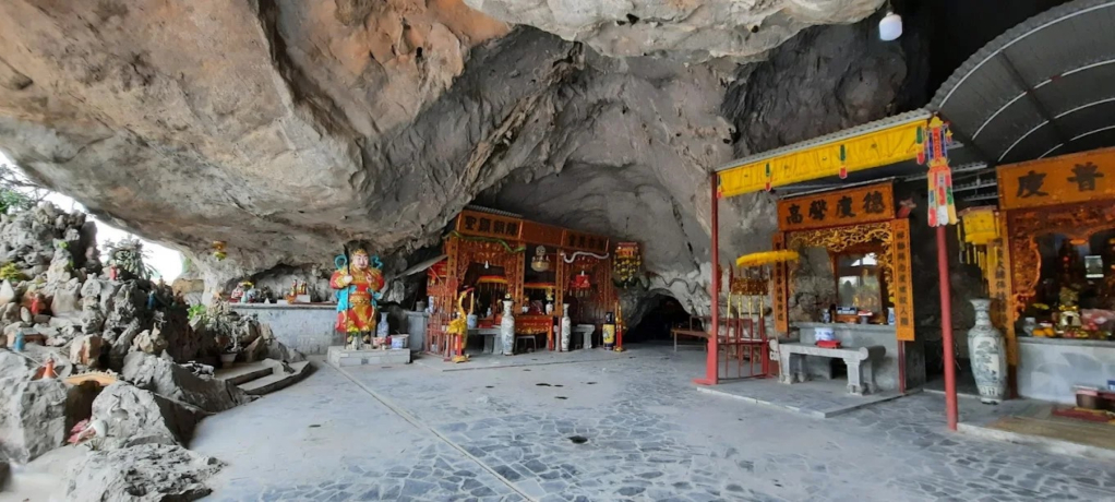 Chùa Hang Son - Hình 4
