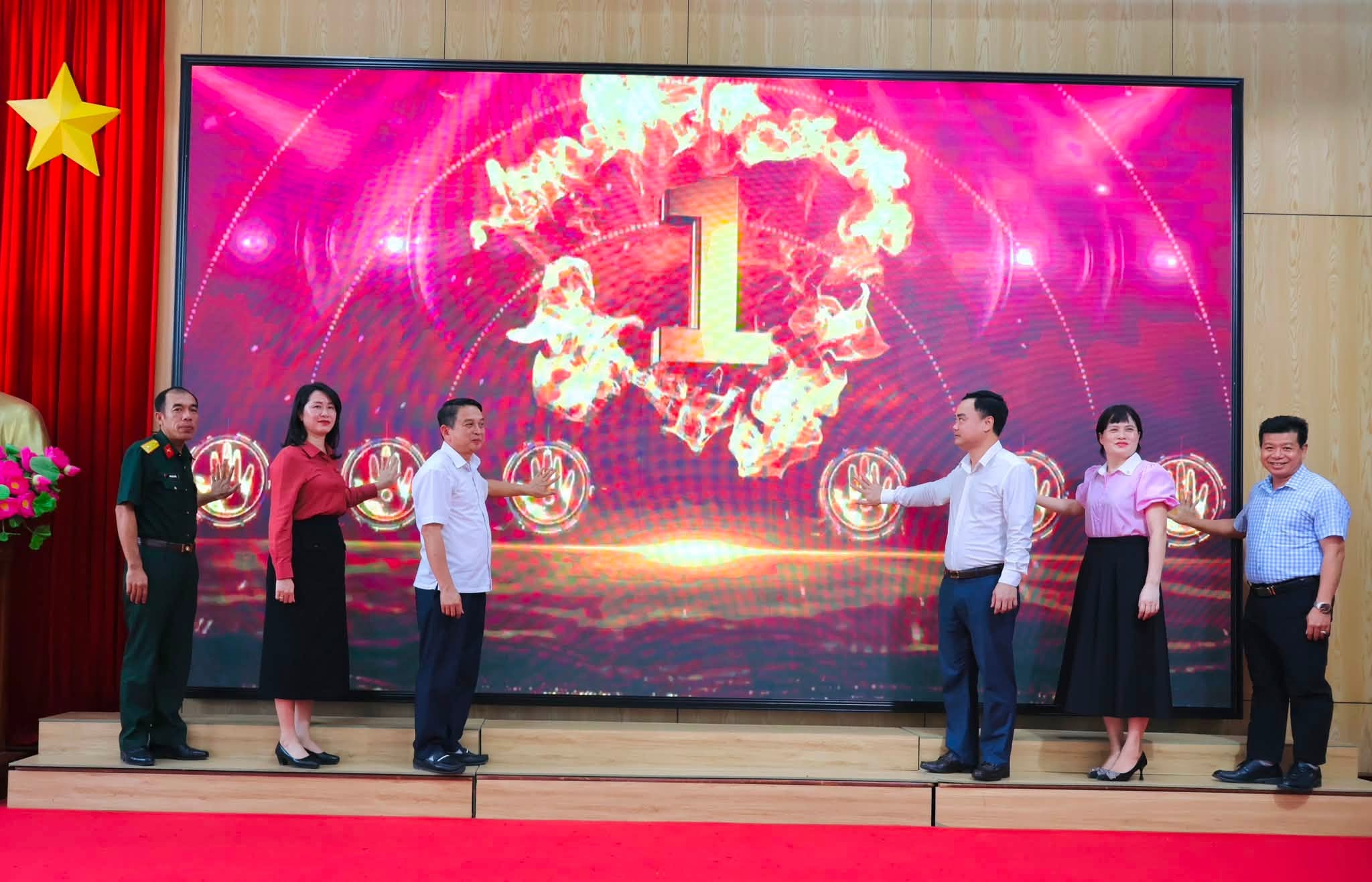 PHƯỜNG YÊN TỬ PHÁT ĐỘNG PHONG TRÀO THI ĐUA CHÀO MỪNG TỈNH QUẢNG NINH HƯỚNG TỚI TRỞ THÀNH THÀNH PHỐ TRỰC THUỘC TRUNG ƯƠNG
